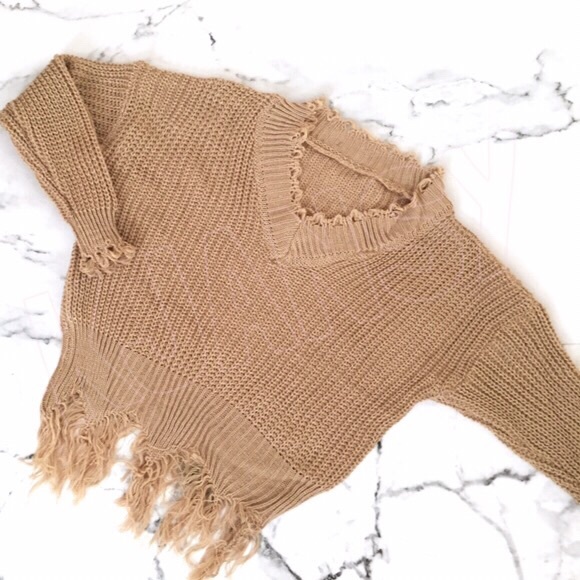 Tan Distressed V Neck Sweater - Small flaw - Picture 3 of 6